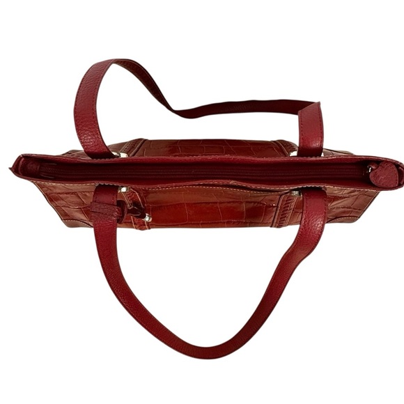 Y2K Brighton Red Croc-Embossed Leather Shoulder Bag with Signature Heart Charm - Picture 7 of 15